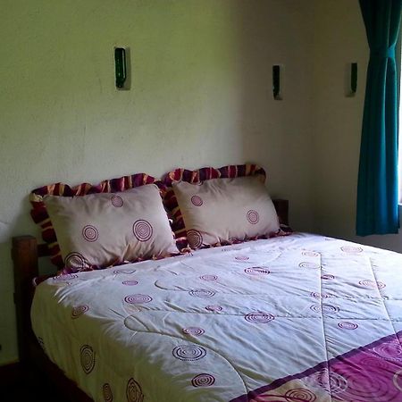 Pondok Manis Homestay Singaraja Buitenkant foto