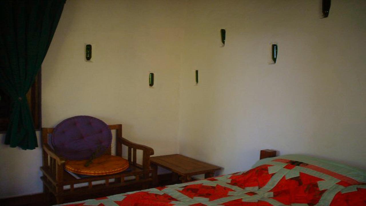 Pondok Manis Homestay Singaraja Buitenkant foto
