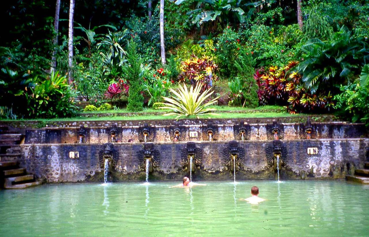 Pondok Manis Homestay Singaraja Buitenkant foto