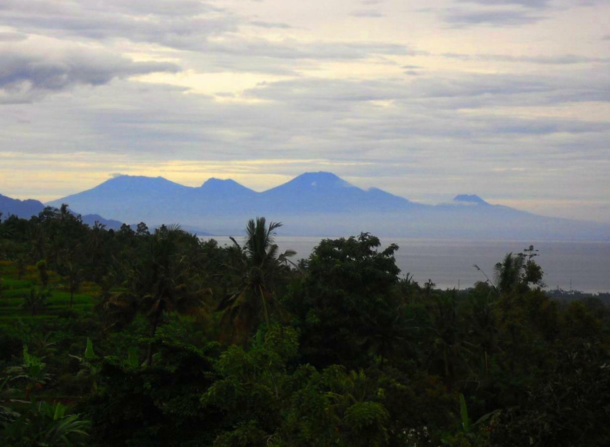 Pondok Manis Homestay Singaraja Buitenkant foto