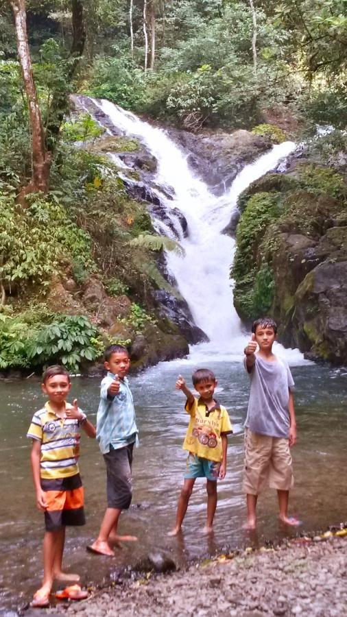 Pondok Manis Homestay Singaraja Buitenkant foto